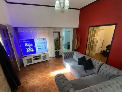 Depto Tipo Casa en Venta de 5 ambientes