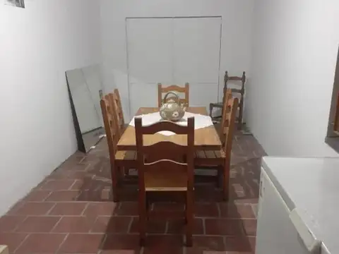 CASA EN VENTA : ITUZAINGO : 4 AMBIENTES : 120m2 CONSTRUIDOS