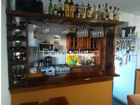 Depto Tipo Casa 3 ambientes con 2 baños