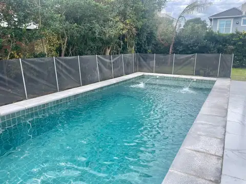 Casa 7 ambientes con 2 baños