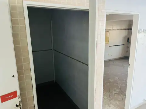 Local - Venta - Argentina, Grand Bourg - Soldado Baigorria 1484