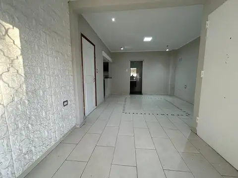 Depto Tipo Casa 4 ambientes con 1 baño