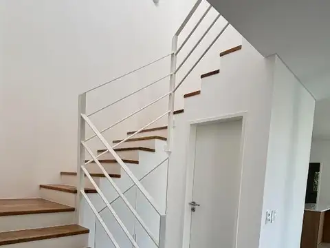 Casa en venta a Estrenar en Bella Vista Joven