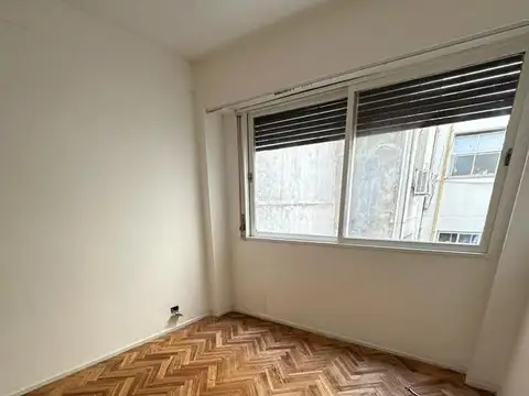 Departamento en Alquiler en Recoleta, $ 900.000