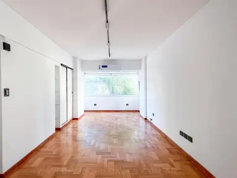 Departamento en Alquiler en Olivos Vías/Río, $ 690.000