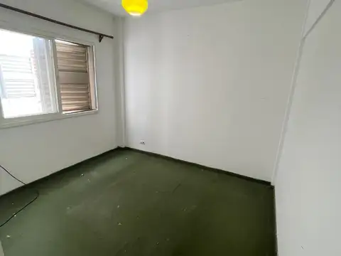 Departamento en venta 2 ambientes en el centro de Ramos Mejía, a pocas cuadras de la estación