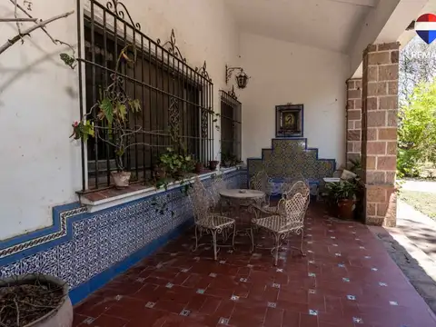 CASA CON PILETA EN VENTA ROSARIO DE LERMA