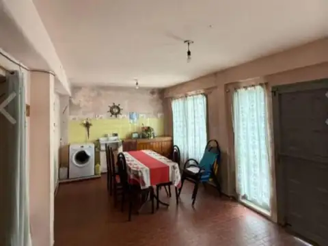 Defensa 200, B1663DCD San Miguel, Provincia de Buenos Aires, Argentina, San Miguel, Buenos Aires, Argentina.