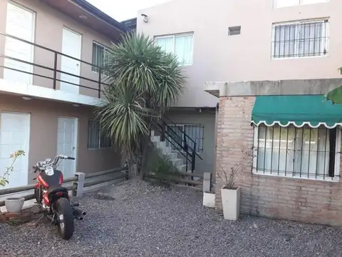 Av. Pres. Arturo U. Illia 400