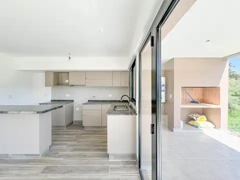 Casa en Venta al Este