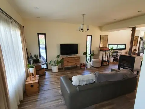 Casa en Alquiler en Club Miralagos, USD 1.800