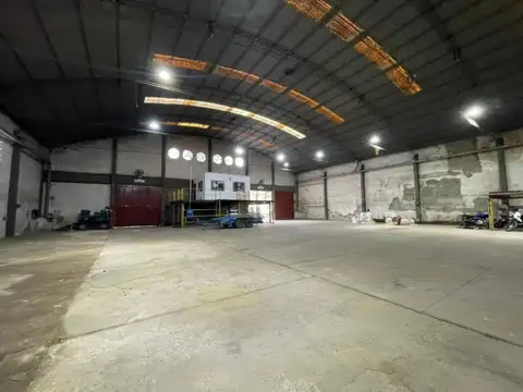 Galpón 1.100 m² - Junín 1035