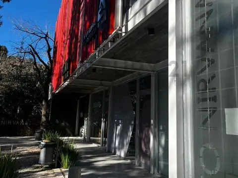 Camino General Belgrano entre 478 bis y 479  Oficina en venta  La Plata