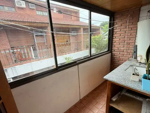 Casa en Alquiler con 1 cochera