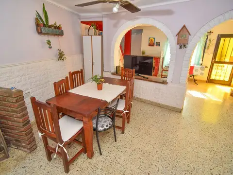 Casa en construcción + Casa interna