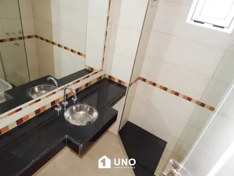 3 de Febrero 3000, Piso 03