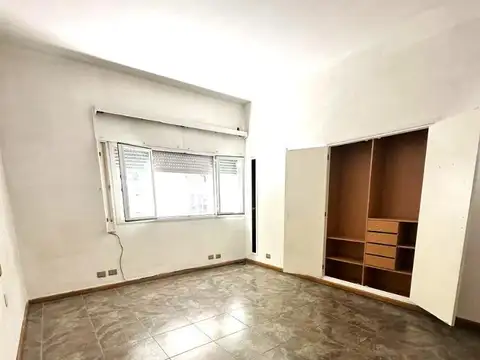 Ayacucho 2000, Piso 3