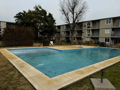 DEPARTAMENTO 2 AMBIENTES EN COMPLEJO CERRADO 