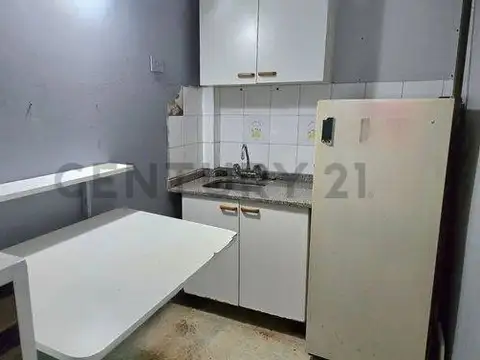 Oficina en Alquiler en Monserrat, $ 700.000