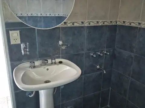 Departamento en Alquiler en Banfield, $ 800.000