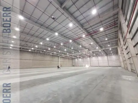 Galpon en Alquiler en Zarate, USD 21.600