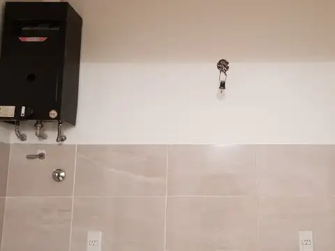 Depto Tipo Casa en Alquiler al Este