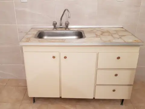 Depto Tipo Casa 3 ambientes con 1 baño