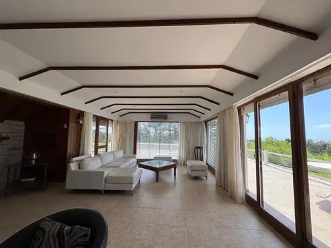 Casa en Venta de 6 dormitorios