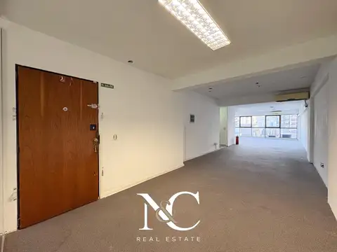 Oficina 2 ambientes con 2 baños