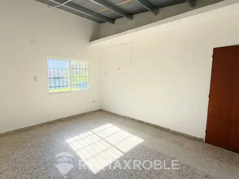 CASA EN VENTA LOS HORNOS RECICLADA 2 DORMITORIOS