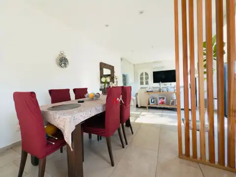 Casa en Venta en Pilar del Este - Santa Elena, USD 185.000