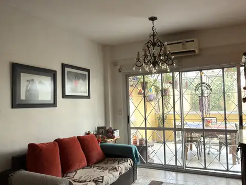 Venta Departamento de 3 ambientes  con balcón  aterrazado contrafrente / Villa Pueyrredón