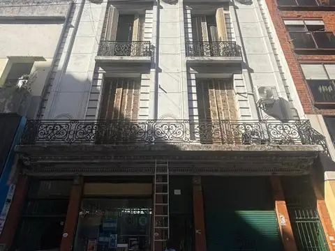 Departamento de 5 ambientes con dependencia
