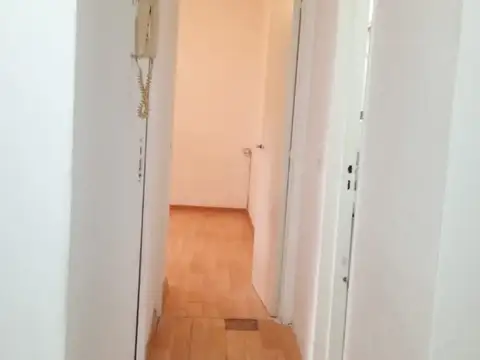 56 E/ 9 y 10: DEPTO DE 1 DORMITORIO EN VENTA