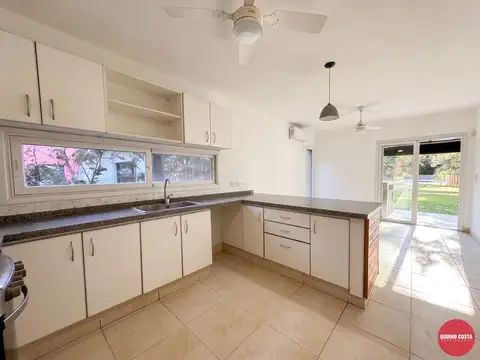 Casa en Alquiler de 3 dormitorios