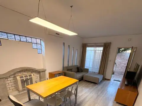 Hermosa casa interna de 2 Dormitorios en San Lorenzo.