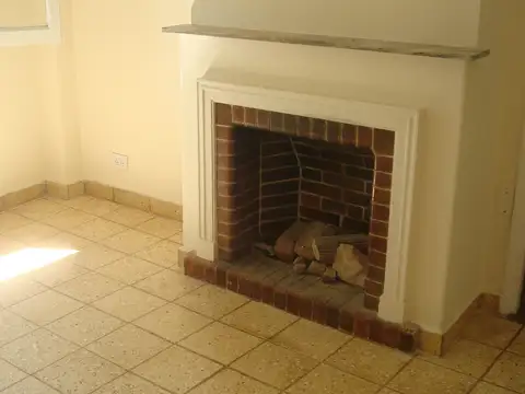 PH en venta en Villa del Parque, DUEÑO  SIN COMISION,TOMO MENOR VALOR EN LA ZONA.EXCELENTE DISTRIBUCION ,MUY LUMINOSO TODOS LOS AMBIENTES CON GRAN VENTILACION.INSTALACION  AGUA Y LUZ A NUEVO A ESTRENAR .TODO EN PLANTA BAJA ,PATIO Y TERRAZA 2 BAÑOS