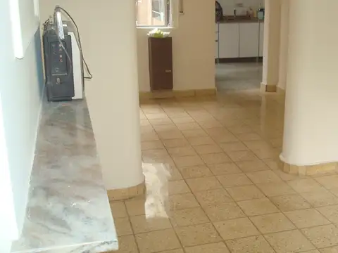 Depto Tipo Casa en Venta en Villa del Parque, USD 165.000