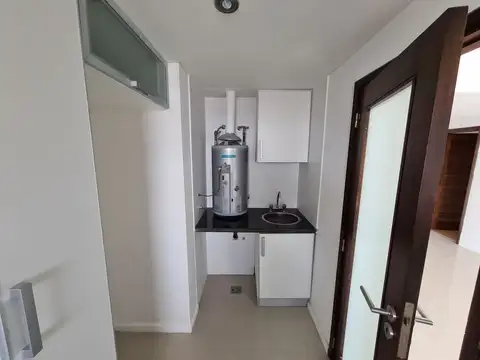 Depto Tipo Casa en Alquiler con 1 cocheras