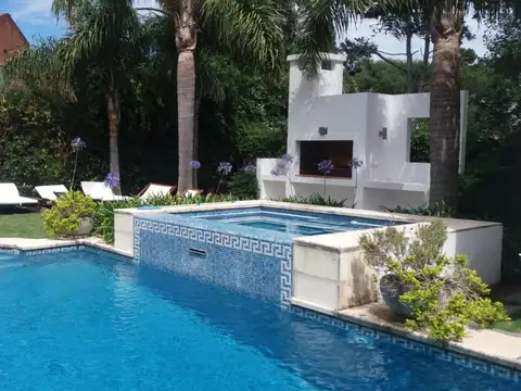 Casa en Alquiler Temporal en La Barra, USD 18.500