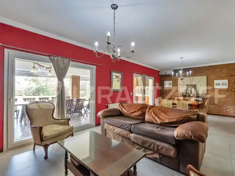 Casa en Venta en Club De Campo Pueyrredon, USD 298.000