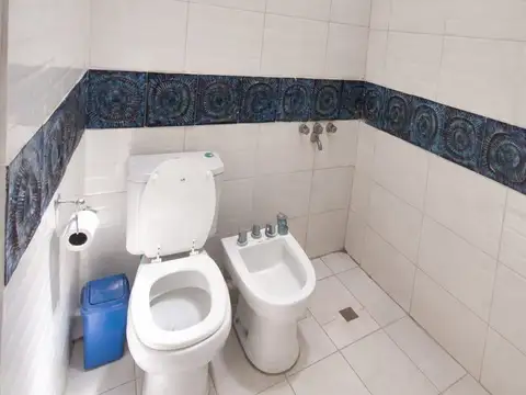 ALQUILER CASA VILLA DE MAYO, 300 M2