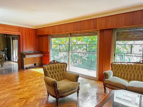 Departamento 6 ambientes con 2 baños