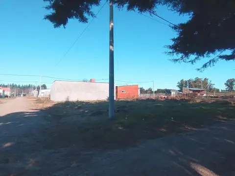 Terreno en Venta en Alvarez, USD 14.000