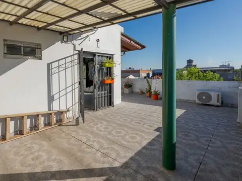 Depto Tipo Casa en Venta de 5 ambientes