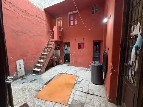 Depto Tipo Casa 4 ambientes con 2 baños