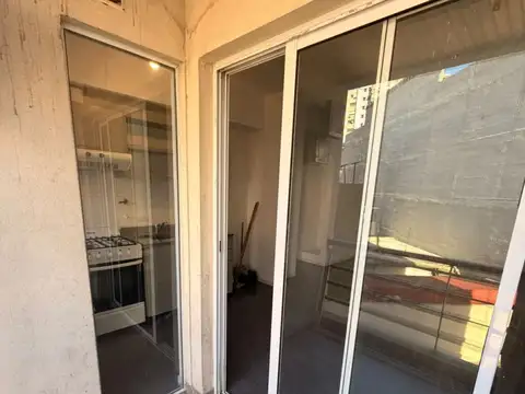 SE ALQUILA DPTO 3 AMB CON COCHERA EN VILLA CELINA