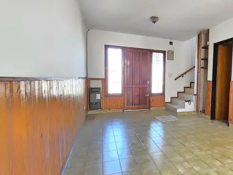 Depto Tipo Casa en Venta 24 años