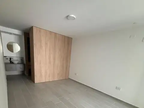 Departamento en venta de 2 dorm y 2 baños a metros de ciudad universitaria, Nva Cba
