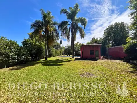 QUINCHO CON PISCINA EN PARQUE NATURA